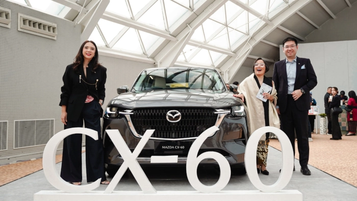 Mazda Indonesia Berkolaborasi dengan Jakarta Fashion Week (JFW) 2025: Sinergi Artistik Industri Fashion dan Otomotif